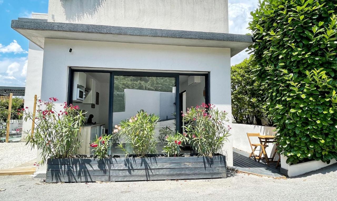 Апартаменты Saint Paul De Vence - Le Kub Plex Ла-Коль-сюр-Лу Экстерьер фото